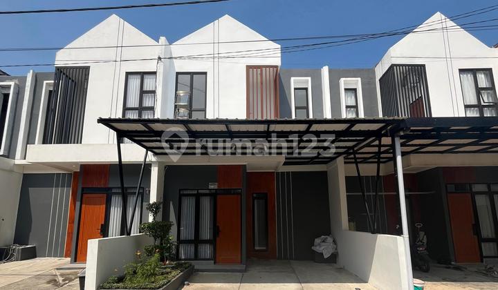 Town House Aestetic 2 Lantai Depok