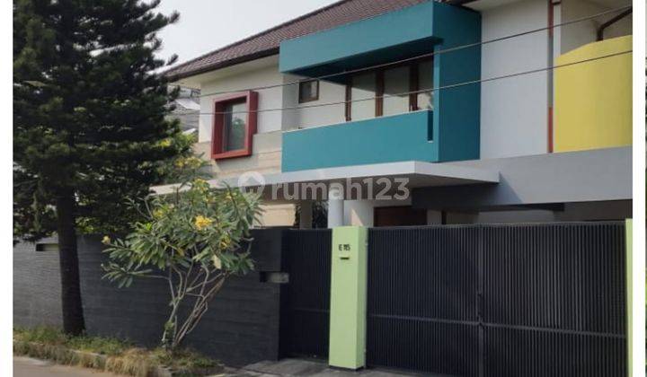 Rumah Modern Designer Terkenal Jl. Zamrud, Permata Hijau, Jakarta Selatan 1