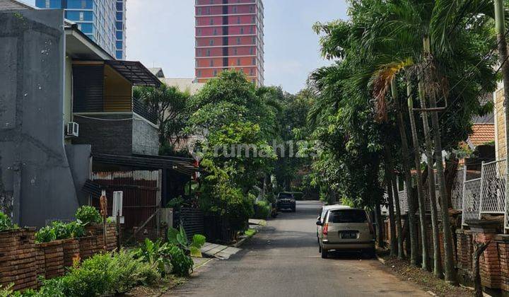 Rumah Model Bali Di Komplek Samping Penvil Jl.taman Marga Satwa Raya, Jaksel 2