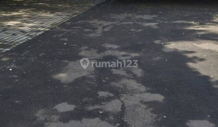 Rumah Lama Hitung Tanah Area Premium Jl. Gatot Subroto, Jakarta 2