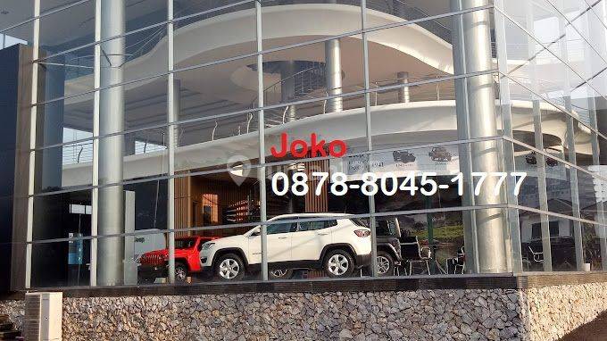 Gedung Showroom Megah Area Premium Jl Boulevard Raya Bintaro Jaya 1