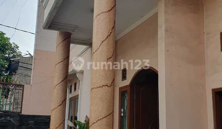 Rumah Megah 2 Lt Dekat Bandara Halim, Kebon Pala, Jakarta Timur 2