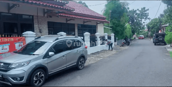 Rumah Asri Dekat S M A N 8 di Manggarai, Tebet, Jakarta Selatan 1