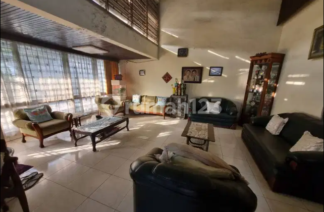 Rumah Asri Area Jl. Kramat, Senen Jakarta Pusat