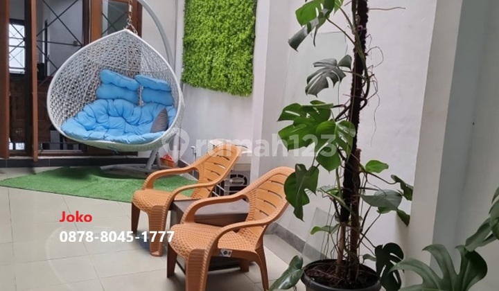 Rumah 2 Lt TERMURAH di Jl. Mampang Prapatan, Jakarta Selatan 2