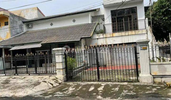 Rumah Asri 10 Kamar Tidur di Komplek Benhil, Tanah Abang, Jakarta 1