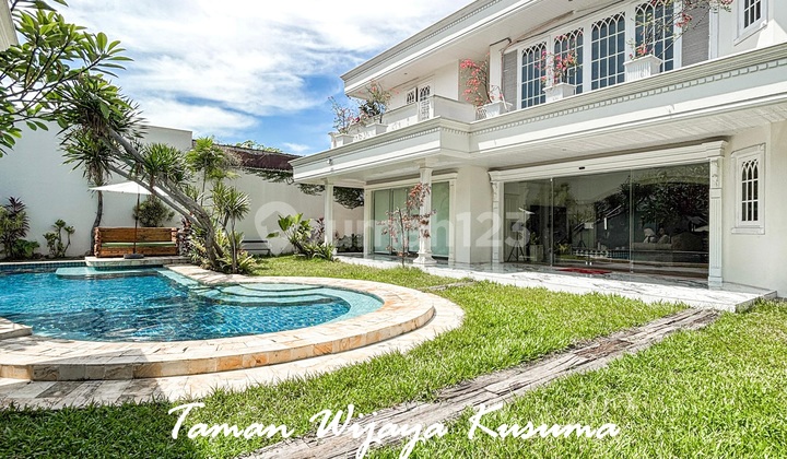Luxury House near Citos Cilandak, South Jakarta