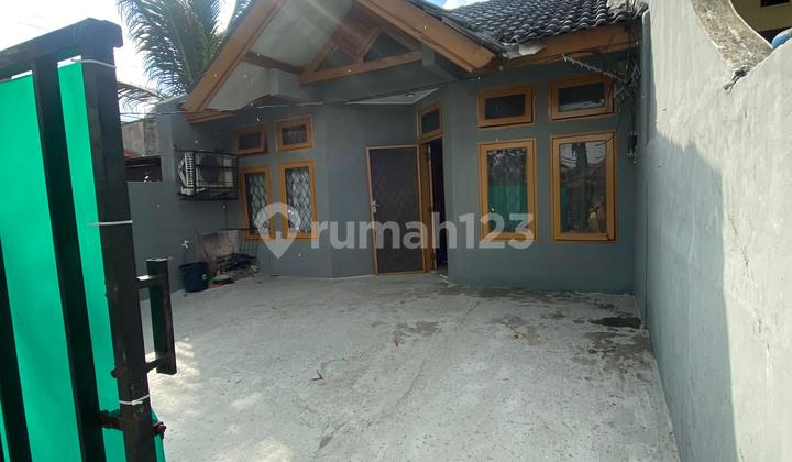 House in Taman Harapan Baru Bekasi 2