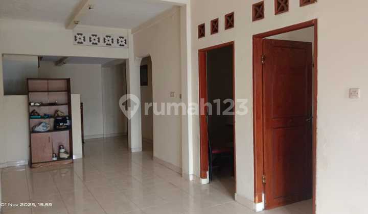 House in Taman Harapan Baru Bekasi 2