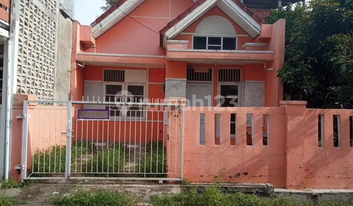 House in Taman Harapan Baru Bekasi 1