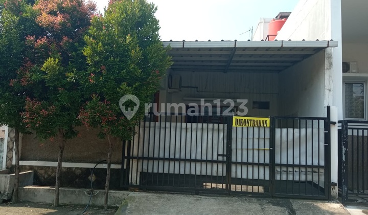 House at Bulevard Hijau Bekasi