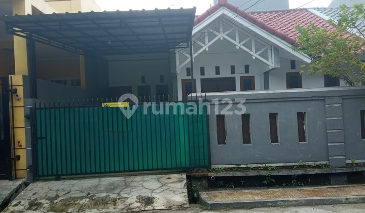 House in Harapan Indah Bekasi