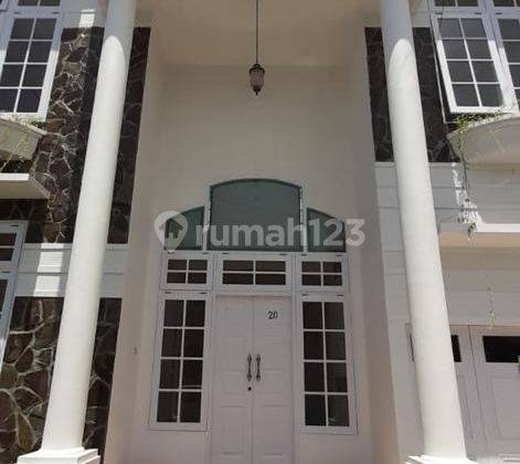 Siap huni semi furnish di  Gardenia Estate 1