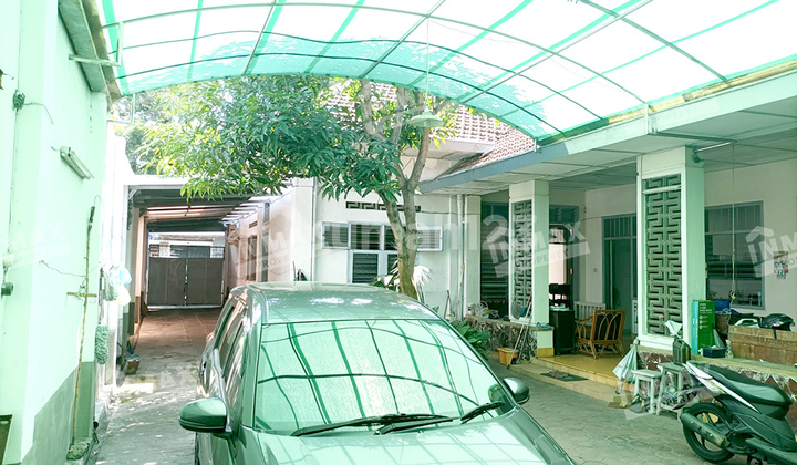 Rumah Kolonial Belanda Sangat Dekat Jl Ijen 2