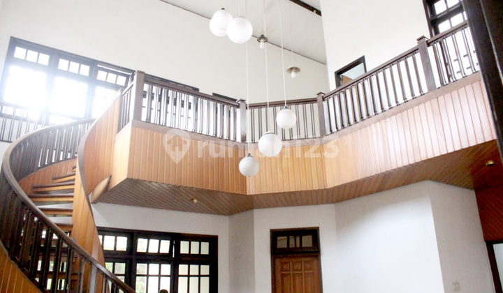 Strategic Location Very Close to Karanglo Malang Toll Exit 2