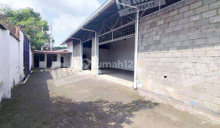 Gudang Akses Kontainer Dan Fuso Di Blimbing  1
