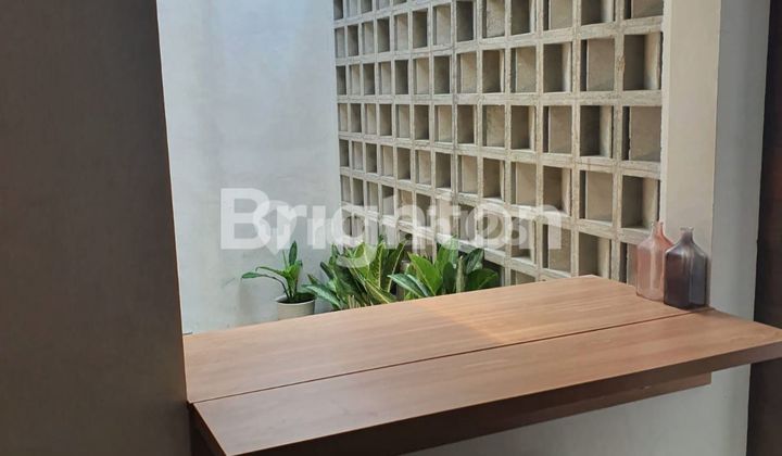 rumah kecil, harga terjangkau, kenyamanan maksimal di graha raya  2