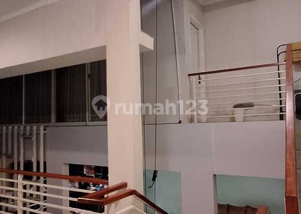 2.5-Story House In Kebayoran Village Bintaro 2