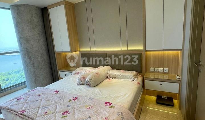 FOR RENT GOLD COAST PIK APARTMENT, 3 BEDROOMS LUXURIOUSLY FURNISHED ONLY IDR 275 PER YEAR