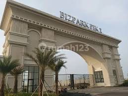 FOR RENT: BIZPARK PIK 2 WAREHOUSE SIZE 6 X 20 ONLY 120 MILLION RUPIAH PER YEAR!