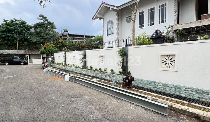 Dijual Rumah Dalam Lingkungan Komplek Lebak Bulus Jakarta Selatan