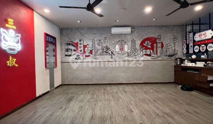 Kebayoran Baru Ruang Usaha Bangunan 2 Lantai Jalan Lebar Ex Restaurant, Komersil Area Cocok untuk Cafe & Kantor