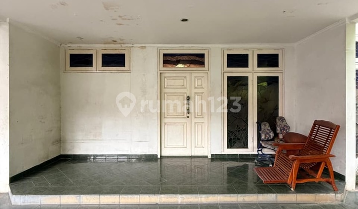 Dijual Rumah di Kebayoran Baru Jakarta Selatan Harga di Bawah Pasaran, Prime Area 2