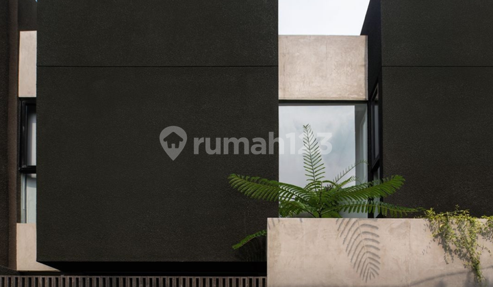 Rumah Tanjung Duren Modern Industrial Dalam Komplek Jalan 2 Mobil Lebar Rumah Tanjung Duren Modern Industrial Dalam Komplek Jalan 2 Mobil Lebar