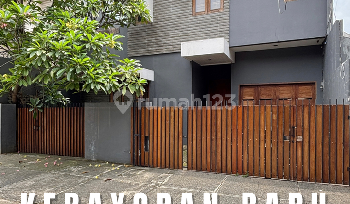 MODERN MINIMALIST HOUSE IN QUIET COMPLEX, STRATEGIC LOCATION, KEBAYORAN BARU