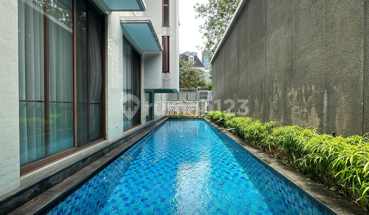 Rumah Mewah 3 Lantai Dharmawangsa, Kebayoran Baru Full Italian Marble Floor Rumah Mewah 3 Lantai Dharmawangsa, Kebayoran Baru Full Italian Marble Floor