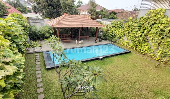 FOR SALE CILANDAK RUMAH MODERN TROPICAL DALAM KOMPLEK 2