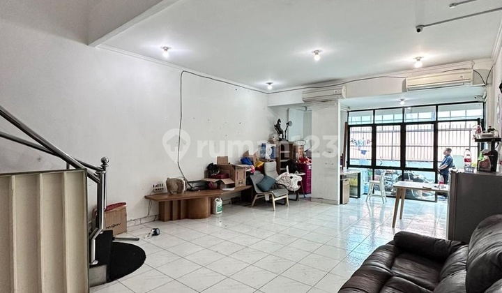 Old House Land Count Tomang Suitable for Boarding House 2