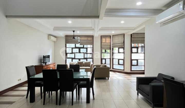 Authentic Classic Prime Area House in Menteng, Jl. Hos Cokroaminoto Private Landed Apartment 2