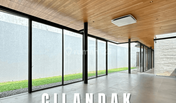 Modern Minimalist House Cilandak Brand New Cocok Untuk Pasangan Muda 1