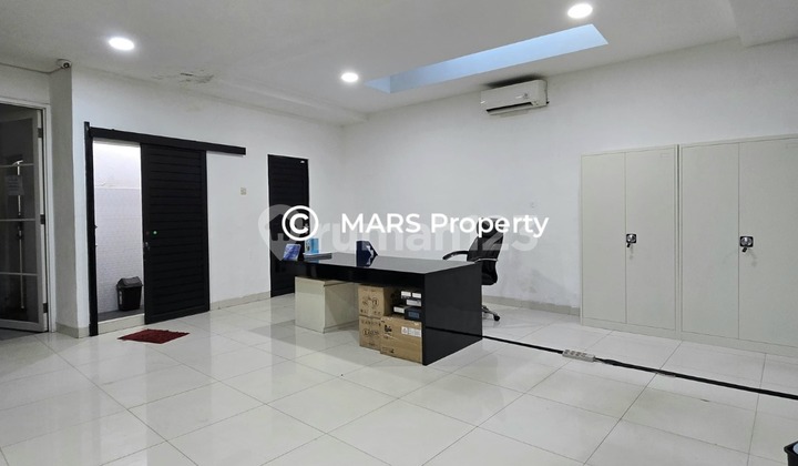 Bangunan Komersil Prapanca Raya Kebayoran Baru Cocok untuk Kantor, Klinik, Dll