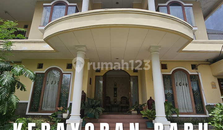 RUMAH MODERN CLASSIC KEBAYORAN BARU TERAWAT, LAYAK HUNI