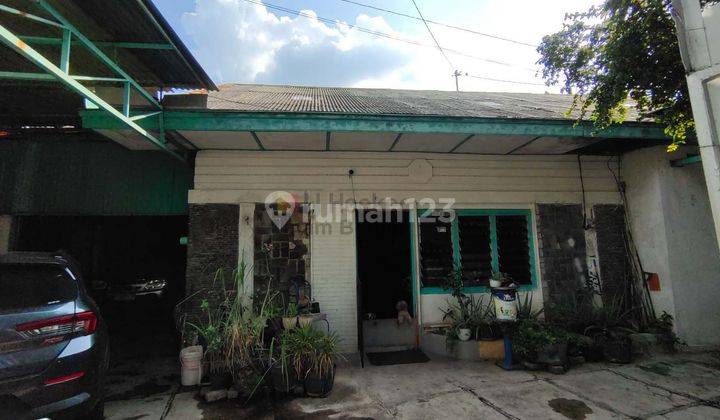 Jual Rumah Siap Huni dan Nyaman Jalan Puspowarno Semarang Barat-9303 1