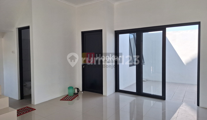 Rumah Siap Huni, Cantik dan Nyaman Mangunharjo Hills Tembalang  – 8975 1