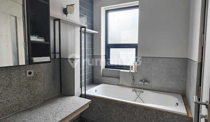 Rumah Nyaman Daerah Pedurungan Semarang - 11110 2