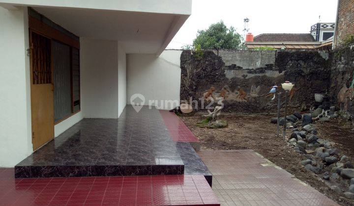 Dijual Rumah, Tempat Usaha & Gudang Bangunan Lama Terawat Layak Huni Dengan View Pegunungan di Kota Parakan  2