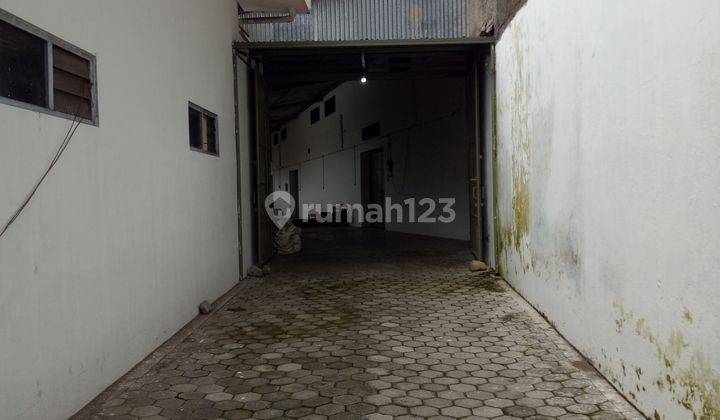 Dijual Rumah, Tempat Usaha & Gudang Bangunan Lama Terawat Layak Huni Dengan View Pegunungan di Kota Parakan  9