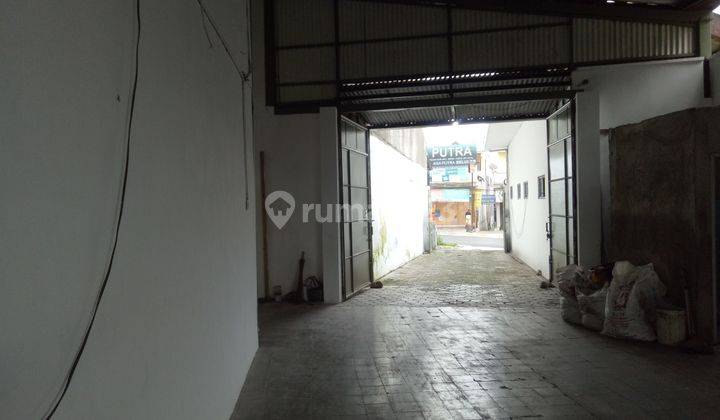 Dijual Rumah, Tempat Usaha & Gudang Bangunan Lama Terawat Layak Huni Dengan View Pegunungan di Kota Parakan  10