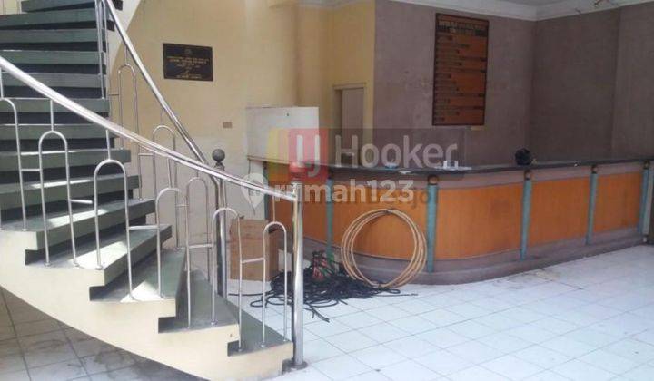 Disewakan Gedung 3 Lantai & Gudang di Lokasi Strategis Masih Tengah Kota di Semarang Barat 2
