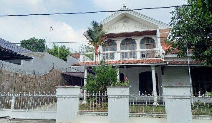 Dijual Rumah Di Lingkungan Asri Daerah Semarang Selatan  1