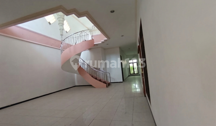 Rumah Siap Huni dan Nyaman Daerah Semarang Tengah - 11320 2