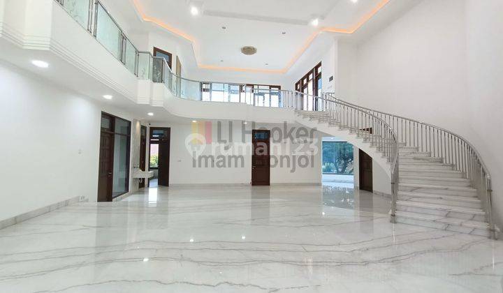 Jual Rumah Modern, Siap Huni Dan Nyaman Daerah Bukit Sari Semarang 9402 1