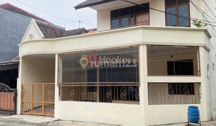 Rumah 2 lantai tengah kota siap pakai di Semarang indah semarang barat 8797 1