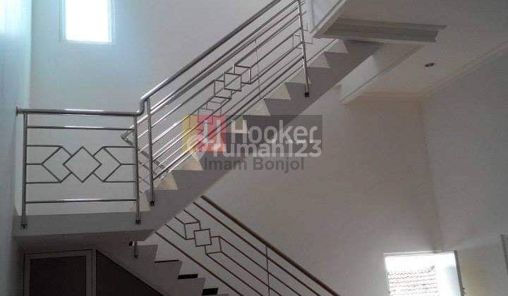 Rumah Cantik 2 Lantai Siap Pakai di Jl Mangga Semarang Selatan 8921 1