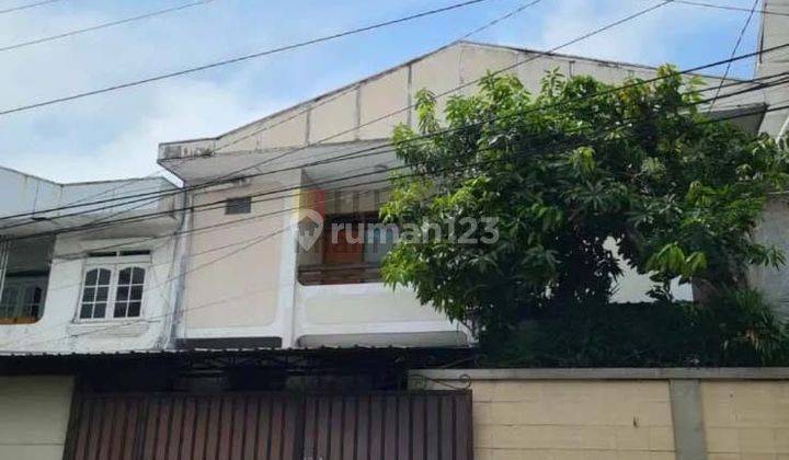 Jual Rumah Siap Huni dan Nyaman Jalan Wonodri Semarang Selatan-9310 1