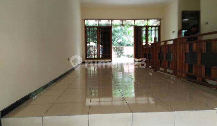  Rumah Siap Huni dan Nyaman Jl.Sinabung.Candisari – 165 1